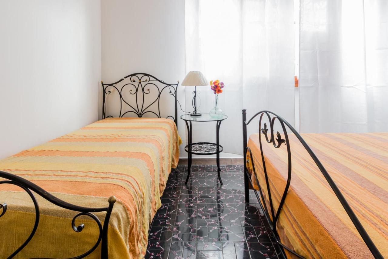 Terre Di Mare Near The Sandy Beach With Pool, Parking & Wifi Fontane Bianche Exterior photo