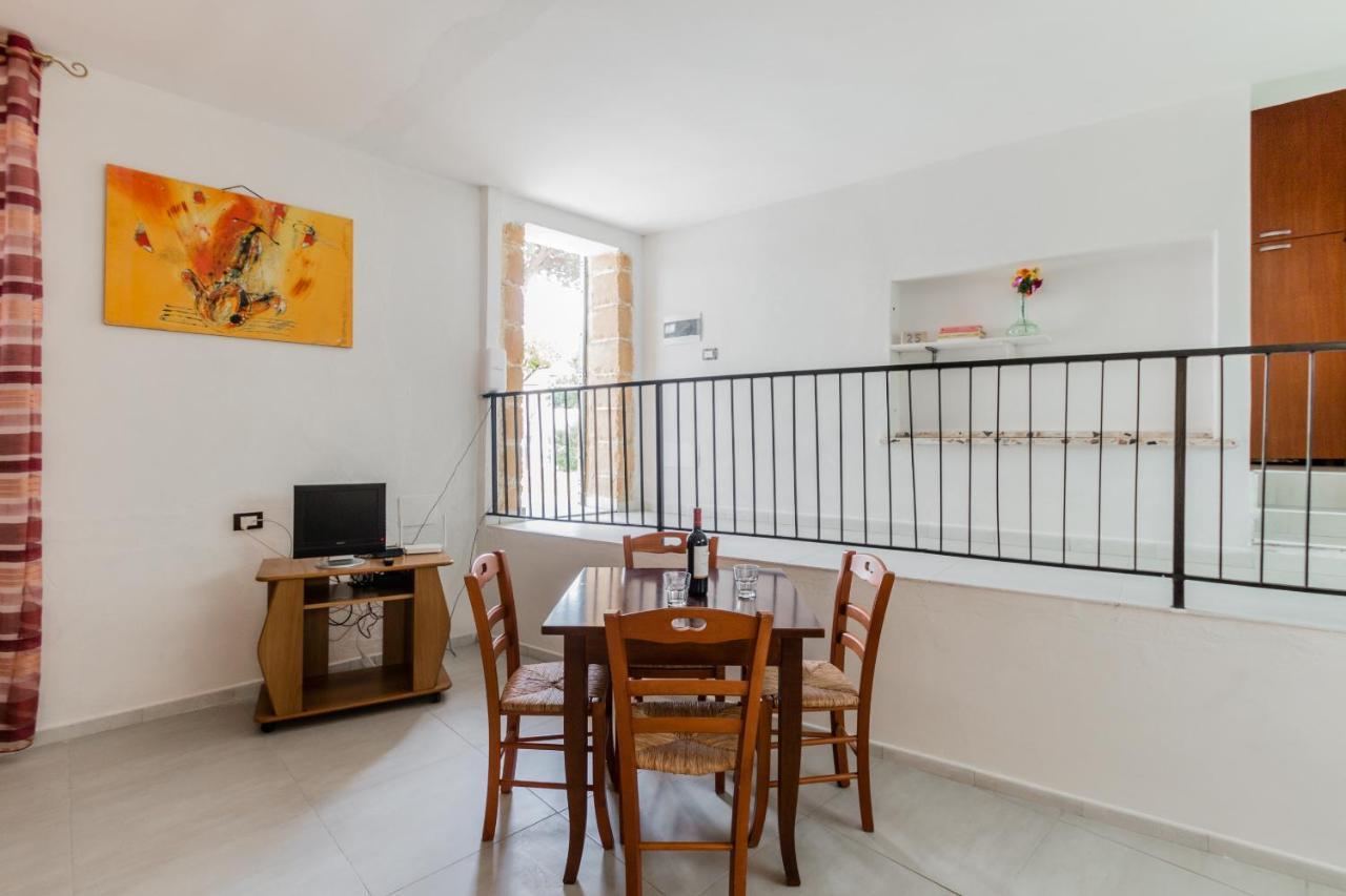 Terre Di Mare Near The Sandy Beach With Pool, Parking & Wifi Fontane Bianche Exterior photo
